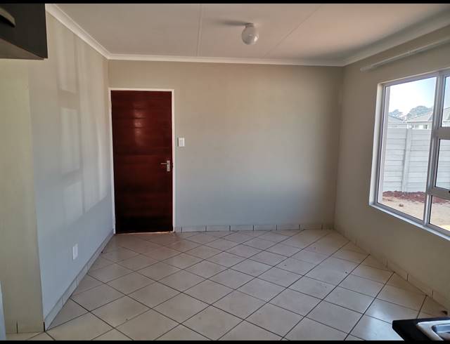 2 BEDROOM SECTIONAL TITLE FOR SALE IN BRAKPAN NORTH